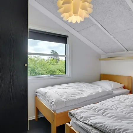 Dorota - 300m To The Inlet By Interhome