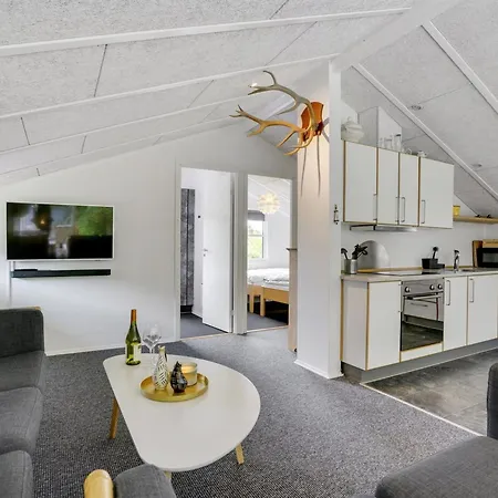 Dorota - 300m To The Inlet By Interhome