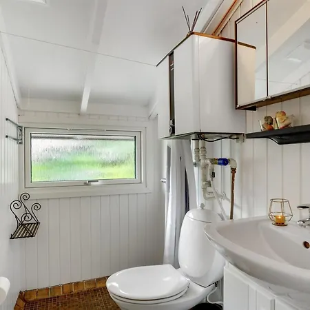 Dorota - 300m To The Inlet By Interhome