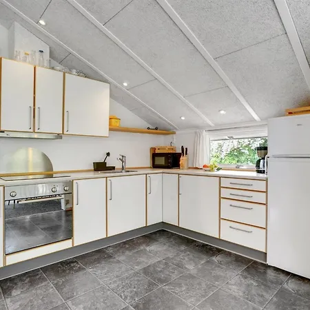 Dorota - 300m To The Inlet By Interhome *